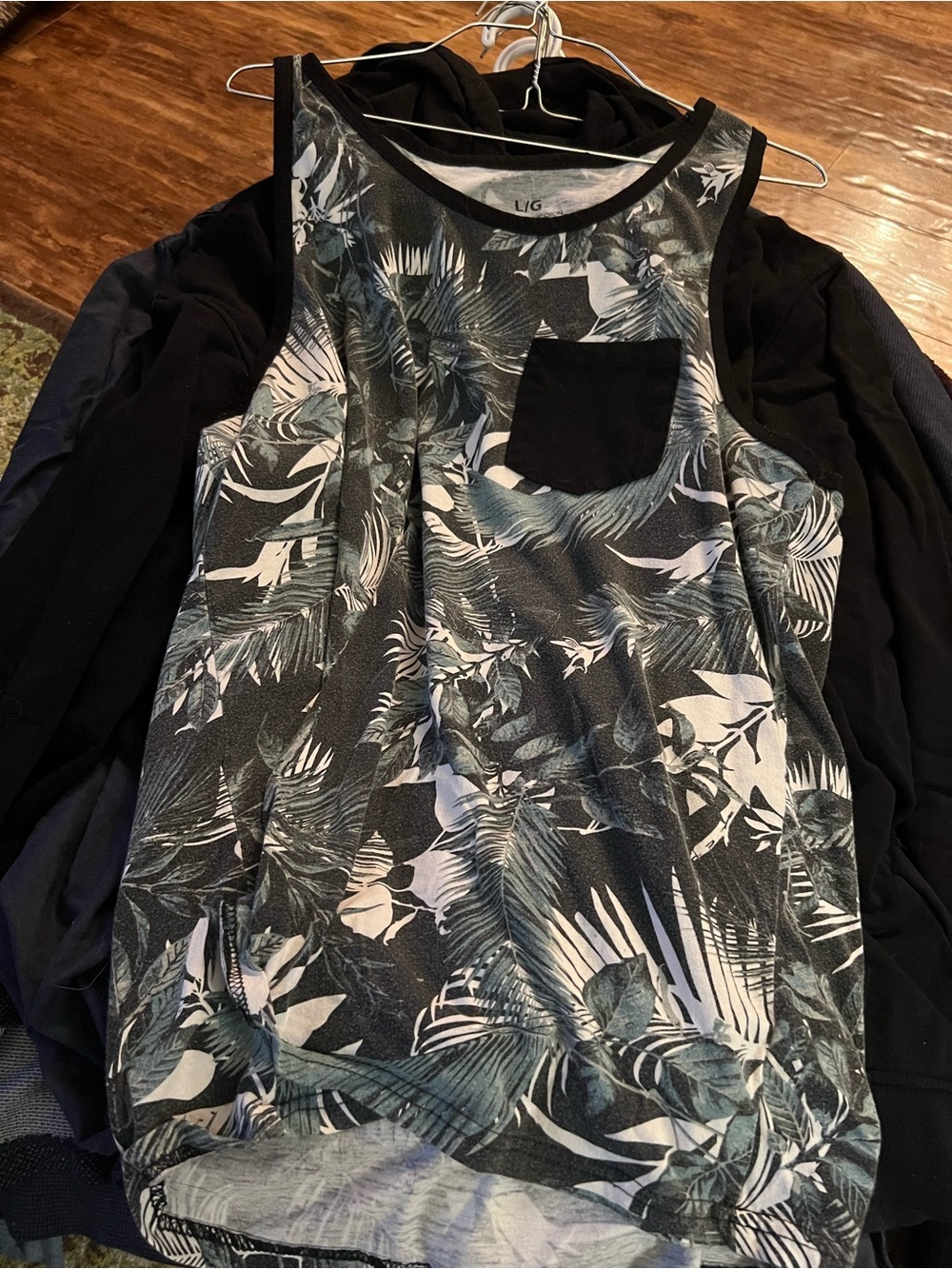 Women’s Black & Gray Tropical Print Tank Top with Chest Pocket